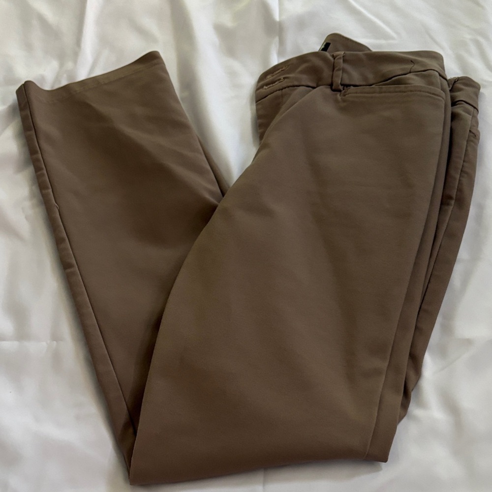 Women’s Tan Pants